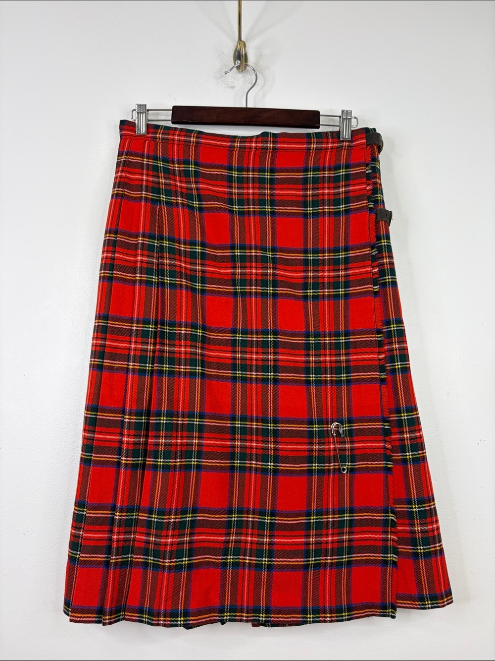 Vintage Kilt Womens Medium Large Royal Stewart Red Tartan Plaid Pleated Skirt